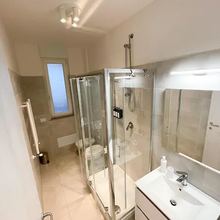 Da Vinci Metro Semesterbostad