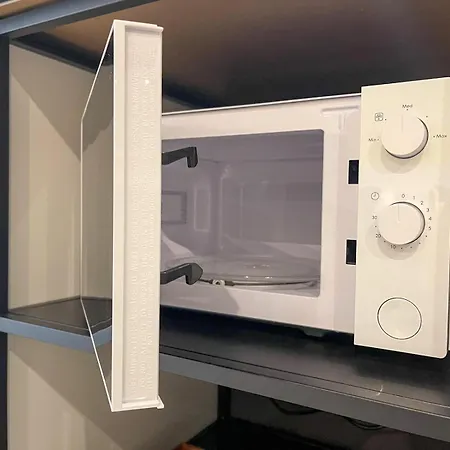 Da Vinci Metro Hébergement de vacances Rome