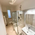 Da Vinci Metro בית נופש